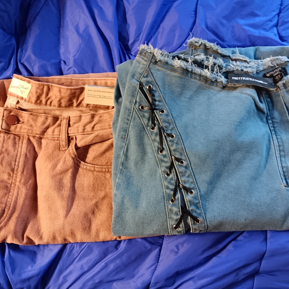 LOT OF 2 NWT DENIM PrettyLittleThing SIZE 16 & Rust 90s BAGGY Size 17 Universal